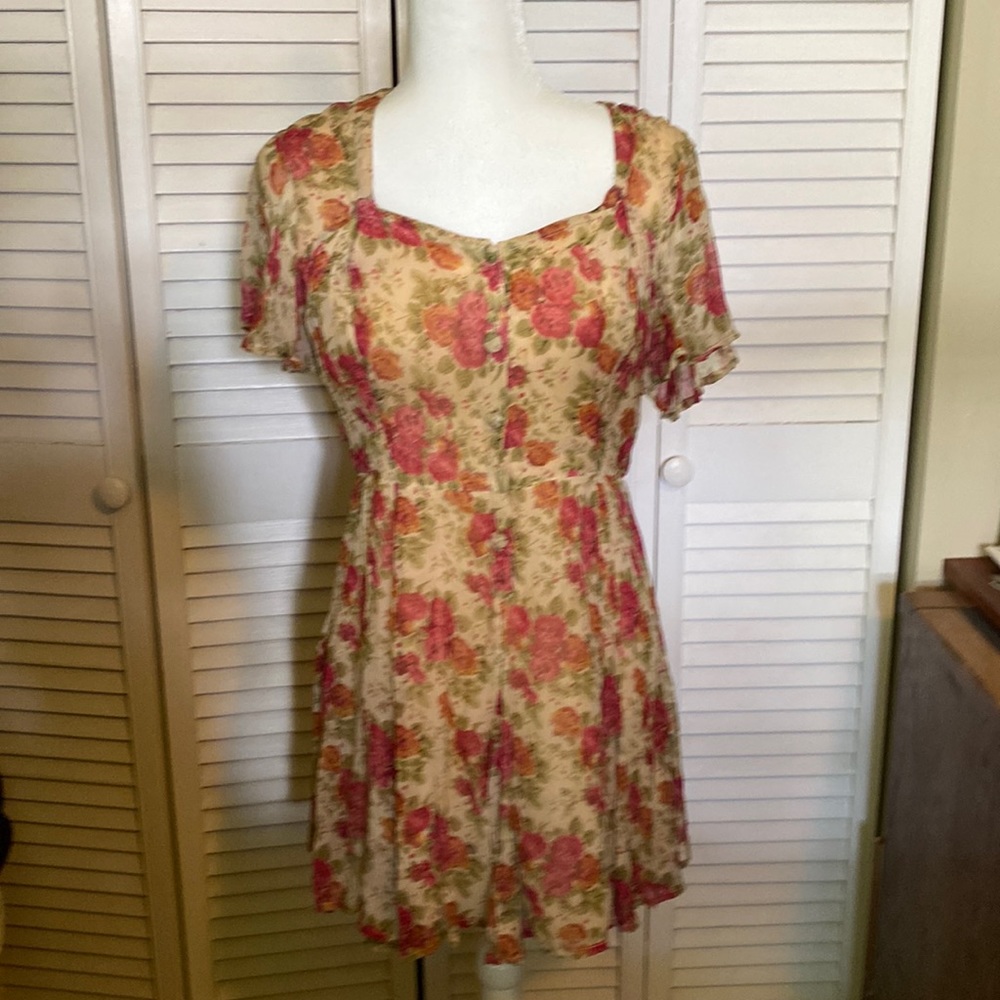 Fun flouncy Floral summer Dress- Size 3